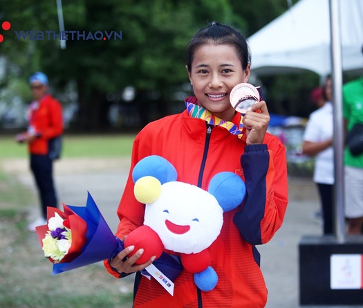 Phương Trinh - từ cô gái thích ăn vặt đến HCĐ duathlon SEA Games 30 siêu ấn tượng