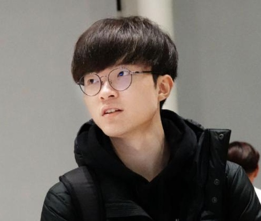 Phỏng vấn Faker trong ngày đầu tiên tại All-star LMHT 2019