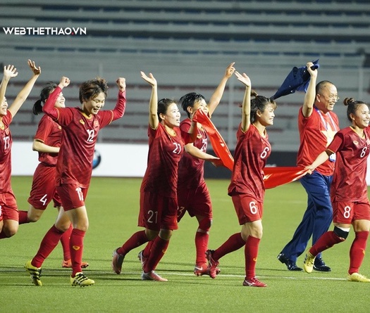 Đội tuyển nữ Việt Nam nhận “thưởng” bằng trận… chung kết bóng đá nam