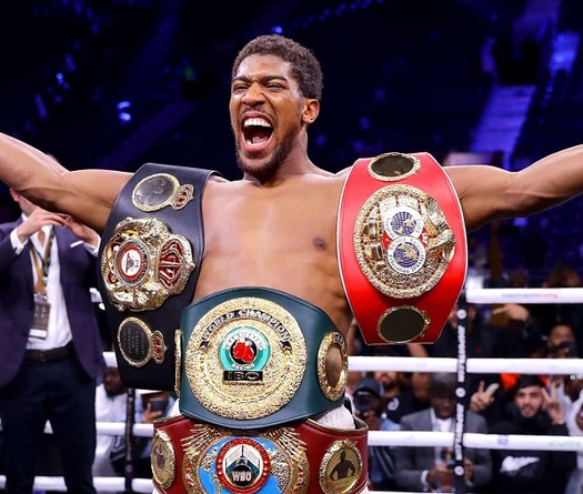 Anthony Joshua: "Tôi có thể phối hợp phong cách của cả Mike Tyson, Lennox Lewis, Larry Holmes"