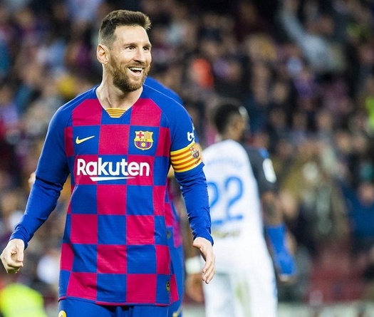 Messi lập kỷ lục ghi bàn ở Nou Camp giúp Barca thắng Alaves