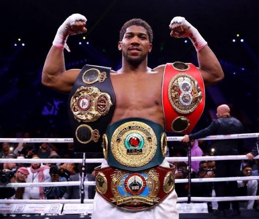 Anthony Joshua thừa nhận có khả năng sẽ phải trả lại đai