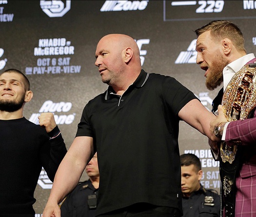 Quản lý Ali Abdelaziz: ‘Dana đang sử dụng tên tuổi Khabib để giúp Conor trở lại’