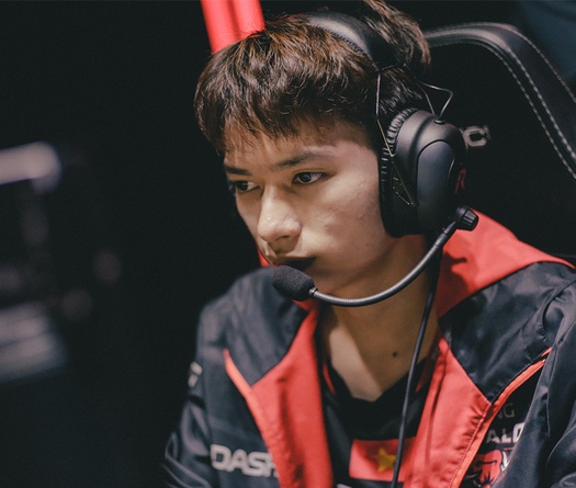 Tin chuyển nhượng LMHT mới nhất ngày 8/1: Bigkoro trở thành đội trưởng DBL