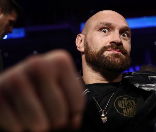 Tyson Fury tập luyện với 2 võ sĩ vô danh để chuẩn bị tái đấu Deontay Wilder