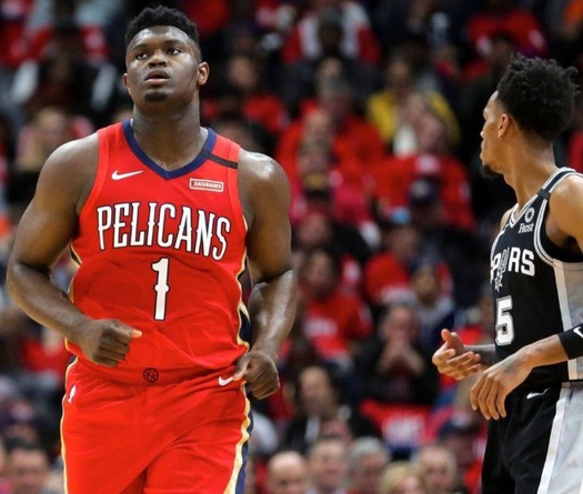 Màn ra mắt hoàn hảo của Zion Williamson, 17 điểm trong 3 phút