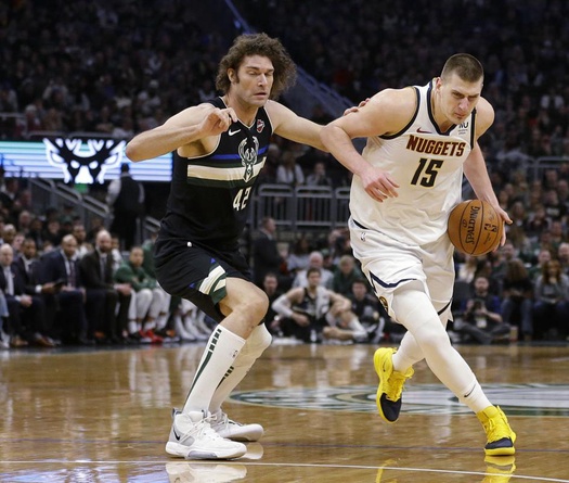 Denver Nuggets chặn đứng mạch thắng của Milwaukee Bucks