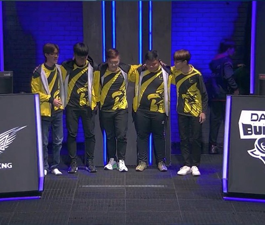 Những điểm nhấn sau thất bại của Dashing Buffalo trước V Gaming Adonis