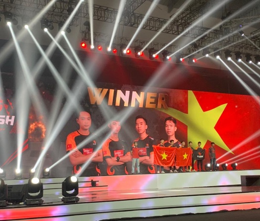 Team Flash chiến thắng áp đảo, Free Fire Việt Nam vô địch Đông Nam Á