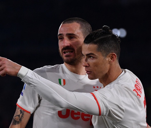 Ronaldo bước sang tuổi 35 với mục tiêu 100 bàn và Cúp C1