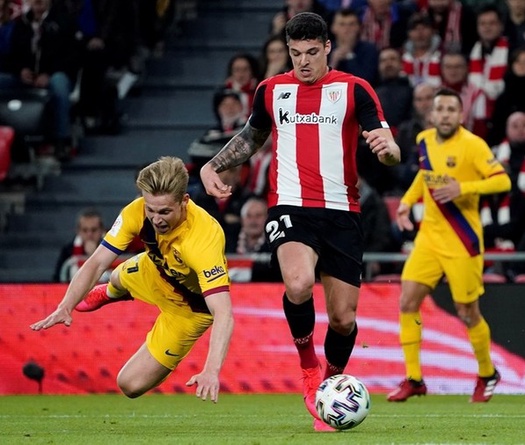 Barca và Real Madrid bị loại vì mất oan phạt đền và bàn thắng?