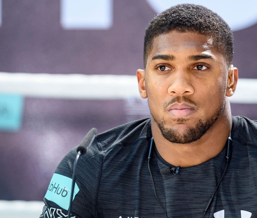 Anthony Joshua không tin sức mạnh của Wilder đủ sức làm nên chuyện
