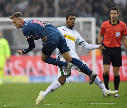 Soi kèo Fortuna Dusseldorf vs Monchengladbach, 0h30 ngày 16/02 (Bundesliga 2019/2020)