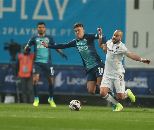 Soi kèo Vitoria Guimaraes vs Porto, 0h30 ngày 17/02 (VĐQG Bồ Đào Nha 2019/2020)