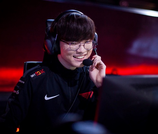 Kết quả LCK Mùa Xuân 2020 16/2: T1 nhọc nhằn đánh bại kình địch GEN