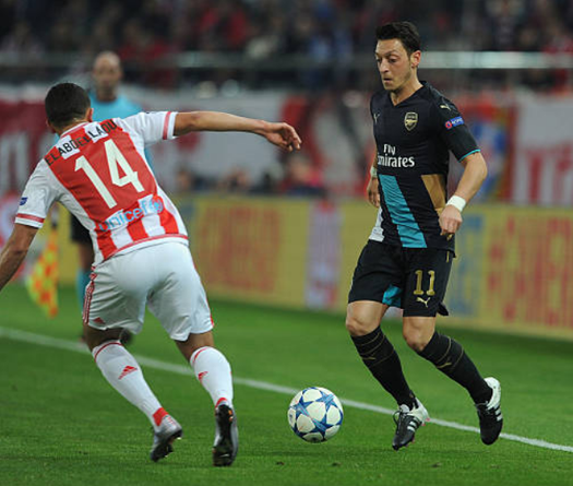 Soi kèo Olympiacos vs Arsenal 03h00, ngày 21/02 (Europa League)