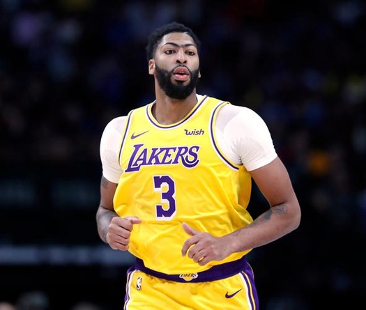 Bùng nổ 2 hiệp cuối, Anthony Davis dẫn dắt LA Lakers vượt qua Memphis Grizzlies