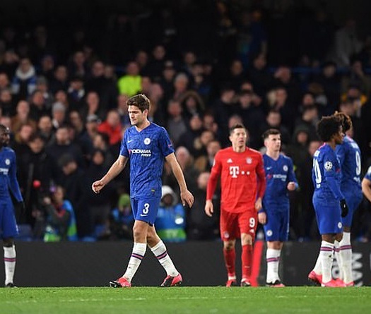 CĐV Chelsea nổi giận khi VAR khiến đội nhà mất trụ cột ở Cúp C1