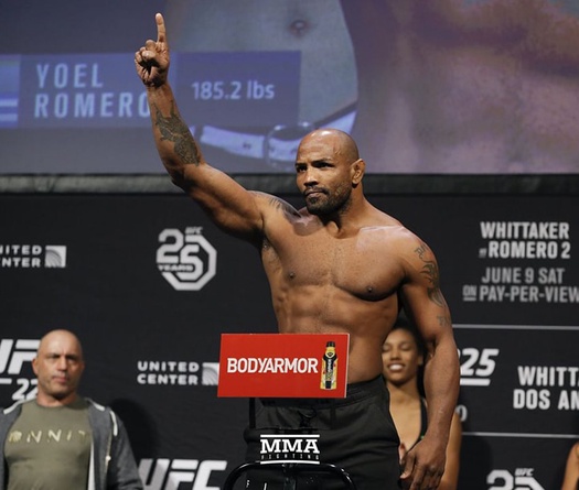 Những điều có thể bạn chưa biết về “Soldier of God” Yoel Romero