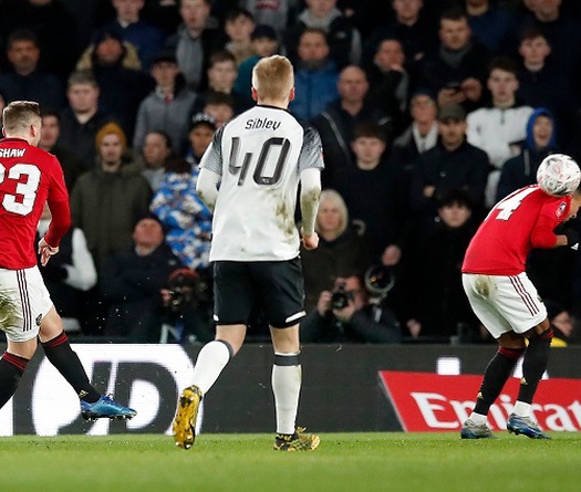 Lingard đòi “bàn thắng bằng lưng” khi MU tiến vào tứ kết FA Cup