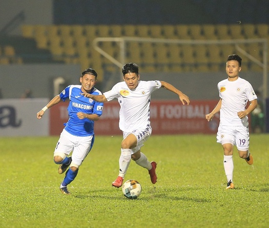 Vắng Đình Trọng, Duy Mạnh, hàng phòng ngự Hà Nội FC chỉ là... hổ giấy