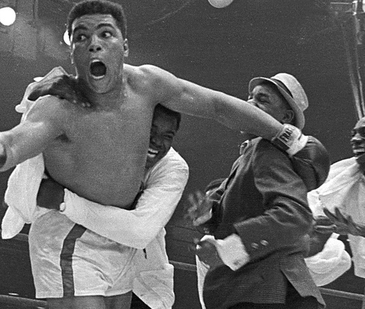 Huyền thoại boxing Muhammad Ali là ai?