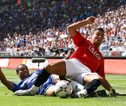 Ronaldo ngán hậu vệ nào nhất từng đối mặt trong sự nghiệp?