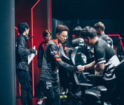 VCS Mùa Xuân 2020 chốt danh sách 4 đội tham dự Playoffs