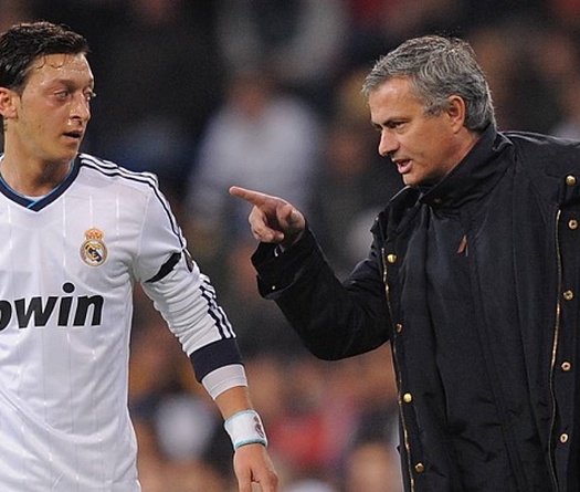 Mesut Ozil bỏ lỡ cơ hội đến Barca vì sự thờ ơ của Guardiola