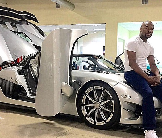 Hé lộ bộ sưu tập xe trắng và đen của Floyd Mayweather