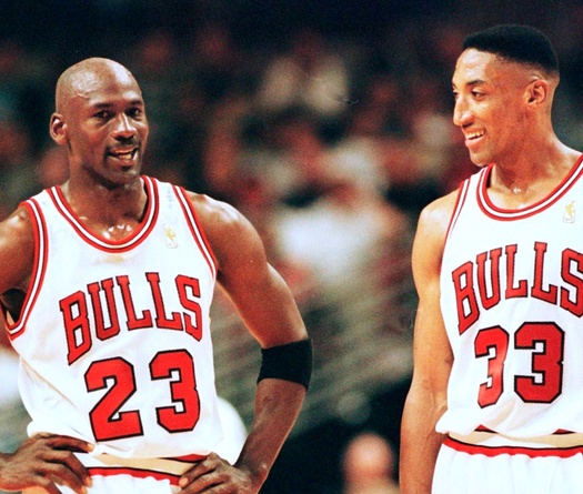 Michael Jordan từng lừa Scottie Pippen nhẵn ví như thế nào?