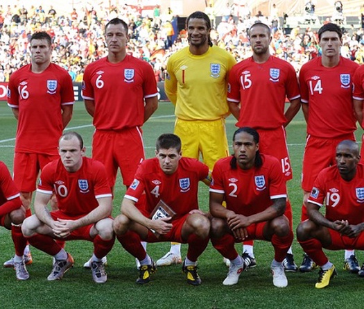 Đội hình được ví là “thế hệ vàng” của tuyển Anh tại World Cup 2010 gồm những ai?