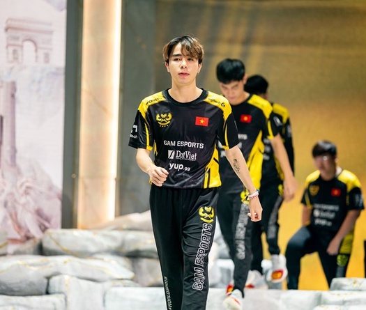 Tin chuyển nhượng LMHT 7/5: GAM rao bán Zeros và Blazes