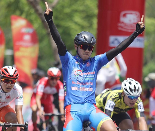 Cúp truyền hình TP.HCM 2020 (Chặng 6): Tấn Hoài giữ vững áo vàng – xanh