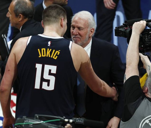 HLV Gregg Popovich đòi NBA sửa luật vì Nikola Jokic quá bá đạo