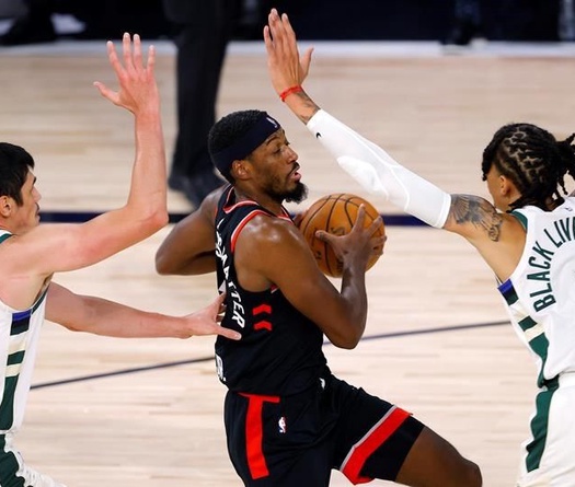 Raptors và Bucks ém quân, dàn dự bị tỏa sáng