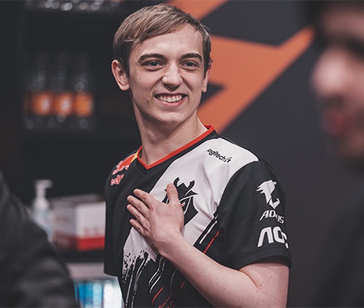 G2 Caps: LCK trông mạnh mẽ hơn rất nhiều so với năm ngoái