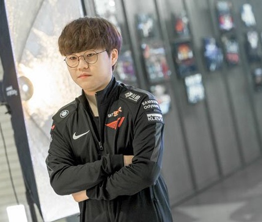 Faker dự bị, T1 Clozer tiếp tục đóng thế hoàn hảo tại LCK Mùa Hè 2020