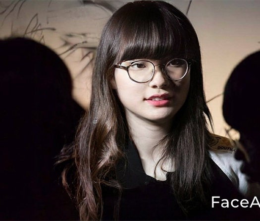 App Faceapp: Ứng dụng “chuyển giới” biến Faker thành nữ nhân ra sao?