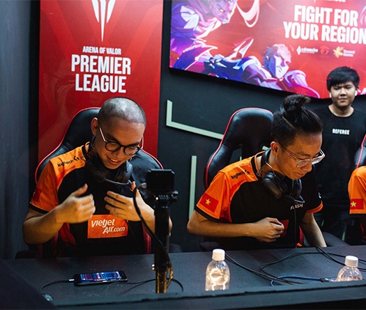 Kết quả Liên quân Mobile hôm nay 24/6: FL lên đầu bảng