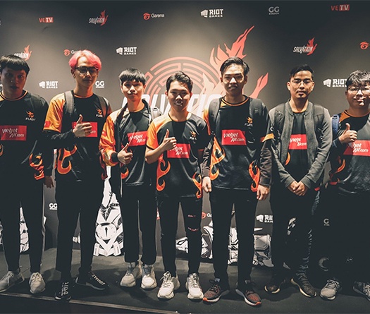 Kết quả VCS Mùa Hè 2020 hôm nay: Để FL thắng dễ, EVOS nguy cơ out top 6