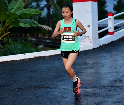 Kỷ lục gia Vietcombank Mekong Delta Marathon Lê Thị Tuyết đi Mỹ dự sự kiện tập huấn?