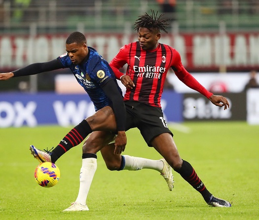 AC Milan khó hơn Inter về lịch thi đấu trong cuộc đua vô địch?