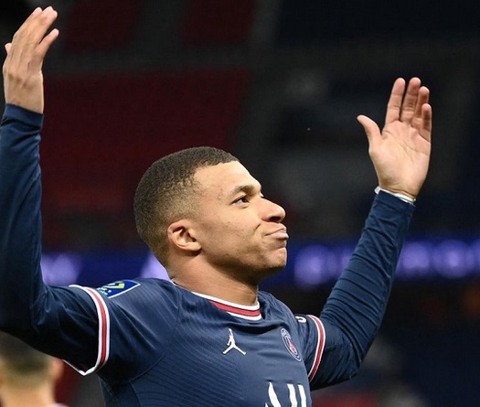 Real Madrid thay đổi chiến thuật để giành Mbappe từ PSG
