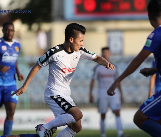 Quang Hải đoạt giải thưởng Cầu thủ trẻ xuất sắc nhất V.League 2018