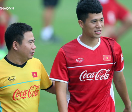 Đình Trọng đau nhẹ, bộ 3 trung vệ U23 khó tái lập trên tuyển Việt Nam