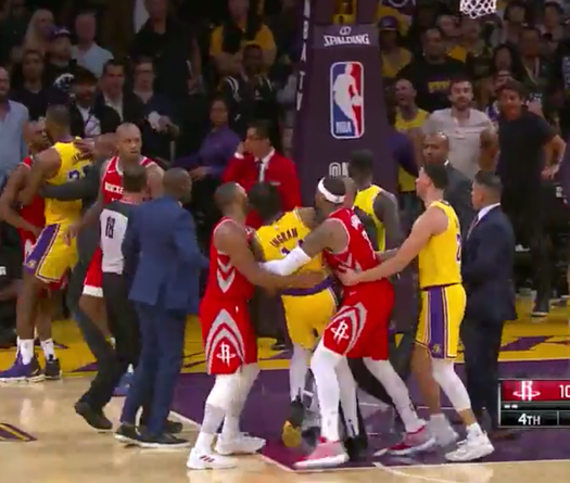 Kết quả trực tiếp NBA 2018-19: LA Lakers 115-124 Houston Rockets