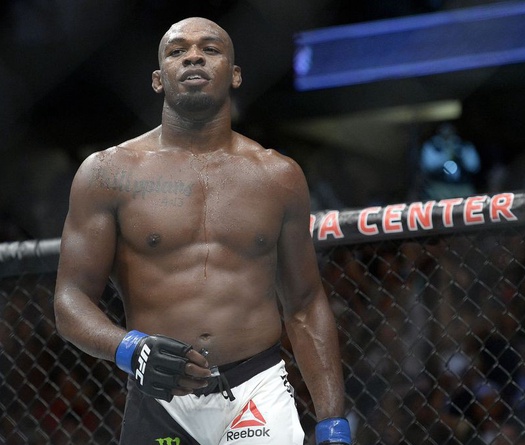 Jon Jones: "Lượng steroid họ tìm thấy trong máu tôi ở UFC 214 chỉ như muối bỏ bể"