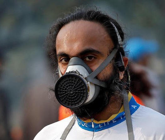 Giải chạy bộ Ấn Độ khiến người xem ngơ ngác vì thiếu... 