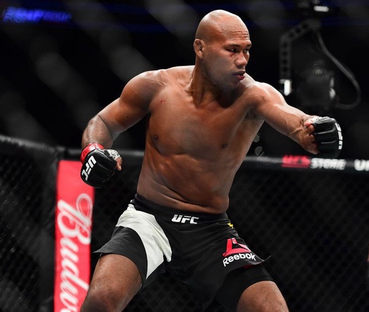 "Cá sấu" Ronaldo Souza phàn nàn về việc bị UFC không cho phép tranh đai